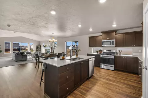 320 NW Monte Vista Ave #25, Madras, OR 97741