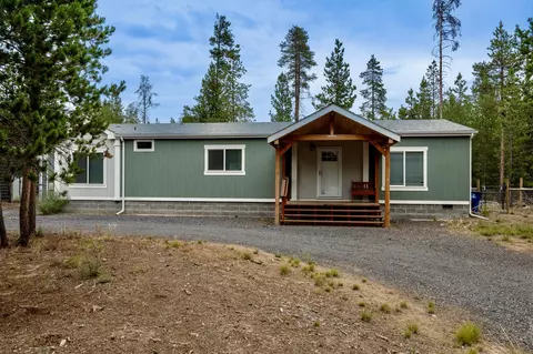 53740 3rd St, La Pine, OR 97739 photo 2