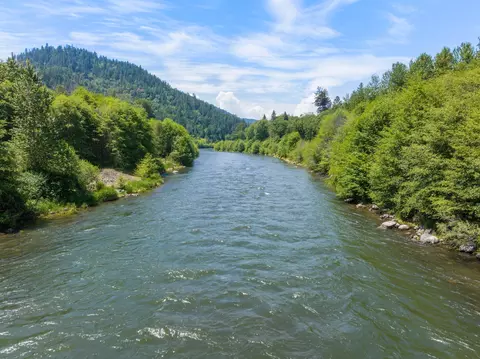 6410 Rogue River Hwy Hwy, Grants Pass, OR 97527