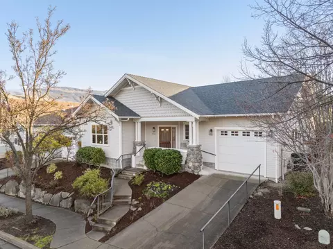 730 River Rock Rd, Ashland, OR 97520