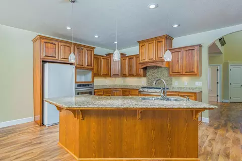976 Pumpkin, Eagle Point, OR 97524 photo 8