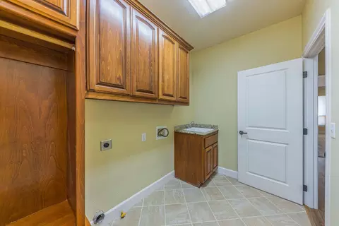 976 Pumpkin, Eagle Point, OR 97524 photo 14