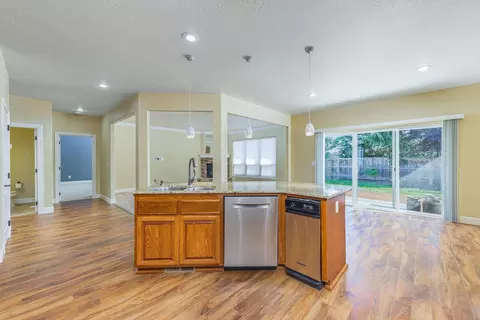 976 Pumpkin, Eagle Point, OR 97524 photo 9