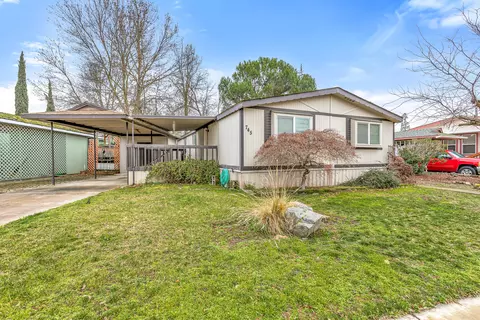 745 Hedy Jayne, Medford, OR 97501