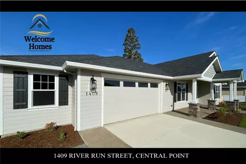Exterior - 1409 River Run St, Central Point, OR 97502 photo 9 of 17