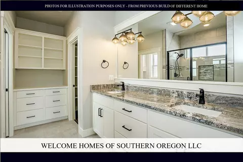 Bath - 1409 River Run St, Central Point, OR 97502 photo 3 of 8