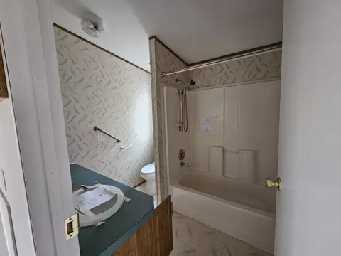 16063 Alpine Dr, La Pine, OR 97739 photo 9