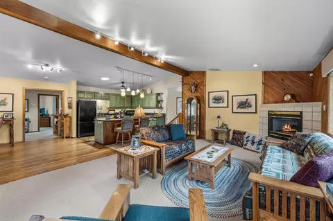 60290 Woodside Loop, Bend, OR 97702 photo 10