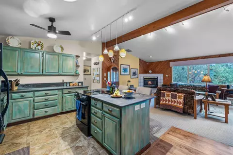 60290 Woodside Loop, Bend, OR 97702 photo 14