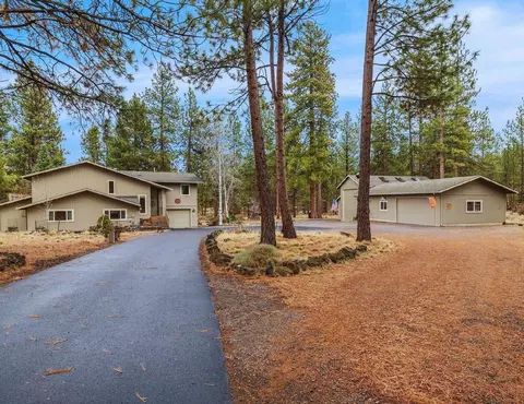 60290 Woodside Loop, Bend, OR 97702 photo 47