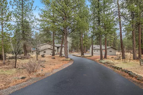 60290 Woodside Loop, Bend, OR 97702 photo 35