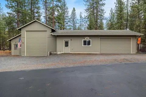 60290 Woodside Loop, Bend, OR 97702 photo 4