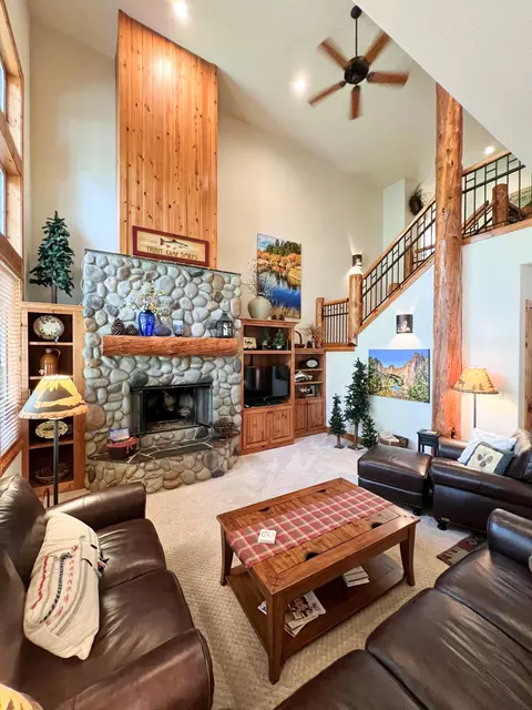 57406 Sun Eagle Ln #2, Sunriver, OR 97707 photo 8