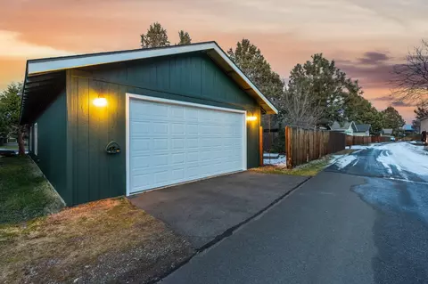61178 Larkspur Loop, Bend, OR 97702 photo 31