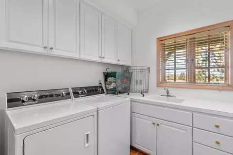 20630 Harper Rd, Bend, OR 97703 photo 24