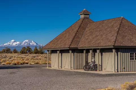 20630 Harper Rd, Bend, OR 97703 photo 13