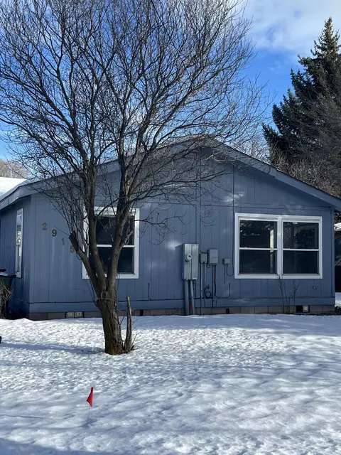 2915 Altamont Dr, Klamath Falls, OR 97603