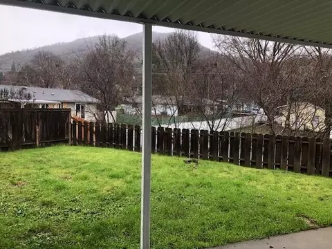 1002 NE Fall Dr, Grants Pass, OR 97526 photo 30