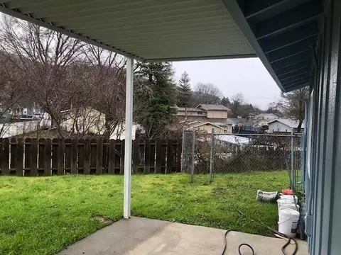1002 NE Fall Dr, Grants Pass, OR 97526 photo 31