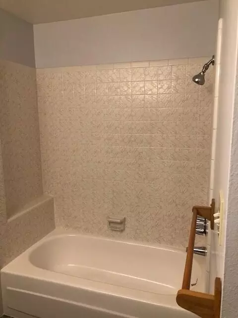 1002 NE Fall Dr, Grants Pass, OR 97526 photo 20