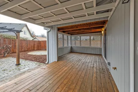 408 Westwind Cir, Eagle Point, OR 97524 photo 34