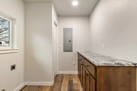 408 Westwind Cir, Eagle Point, OR 97524 photo 18
