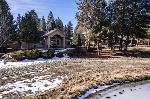 19546 Green Lakes Loop, Bend, OR 97702 photo 5