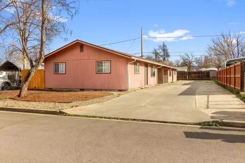 201 Jeanette Ave, Medford, OR 97501