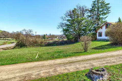 895 Nick Young Rd, Eagle Point, OR 97524 photo 14