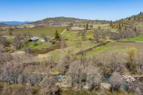 895 Nick Young Rd, Eagle Point, OR 97524 photo 10