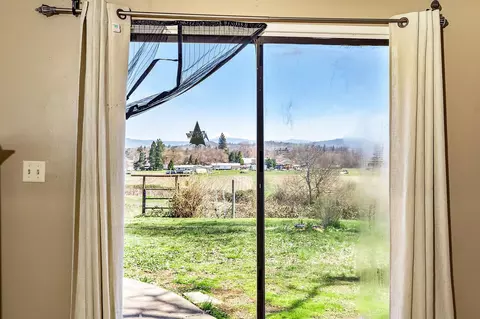 895 Nick Young Rd, Eagle Point, OR 97524 photo 48