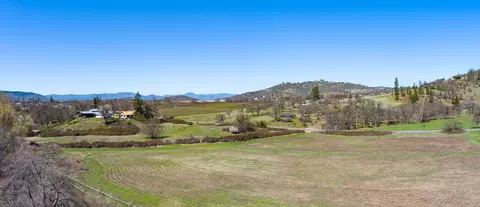 895 Nick Young Rd, Eagle Point, OR 97524 photo 7