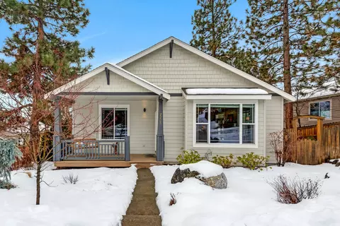 2225 NW Torrey Pines Dr, Bend, OR 97703