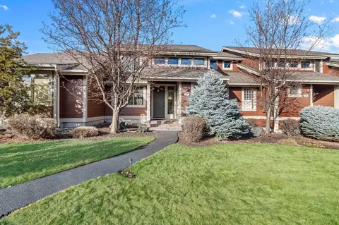 647 Sage Country Ct, Redmond, OR 97756