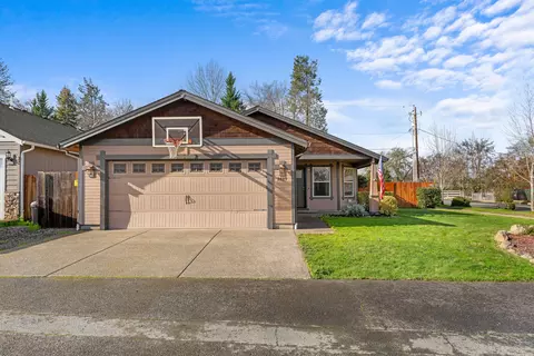 2889 SW Elmer Nelson Ln, Grants Pass, OR 97527