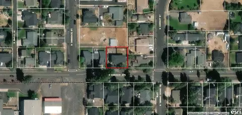 840 E Cascade Ave, Sisters, OR 97759 photo 2