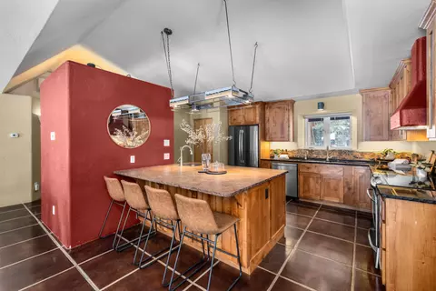 56743 Spring River Loop, Bend, OR 97707 photo 9