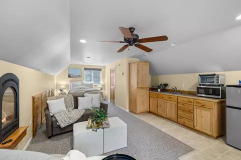 56743 Spring River Loop, Bend, OR 97707 photo 27