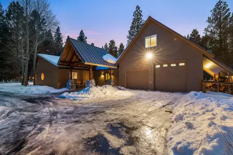56743 Spring River Loop, Bend, OR 97707