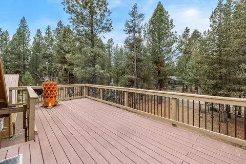 56743 Spring River Loop, Bend, OR 97707 photo 35