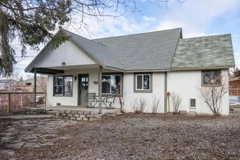 8880 15th St, Terrebonne, OR 97760