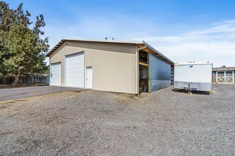 63402 Hamehook Rd, Bend, OR 97701 photo 34