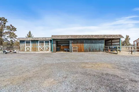 63402 Hamehook Rd, Bend, OR 97701 photo 35