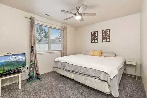 615 Karic Way, Eagle Point, OR 97524 photo 29
