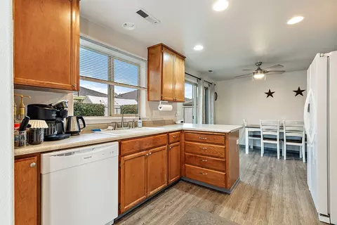 615 Karic Way, Eagle Point, OR 97524 photo 18