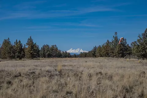 2680 NW Pinecrest Dr, Prineville, OR 97754