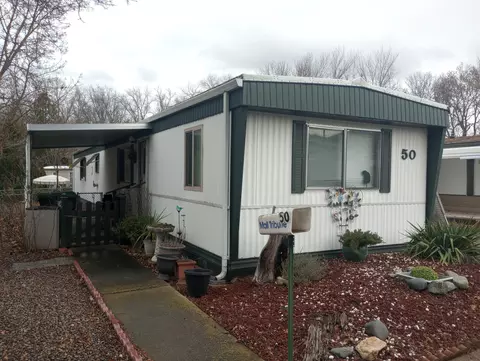 3431 S Pacific Hwy #SPC 50, Medford, OR 97501