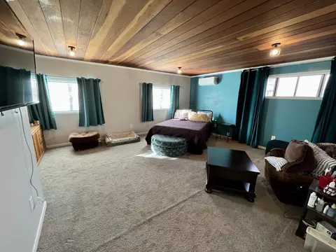 Bedroom - 915 E Main St, John Day, OR 97845 photo 3 of 4