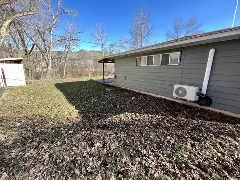 Exterior - 915 E Main St, John Day, OR 97845 photo 3 of 13
