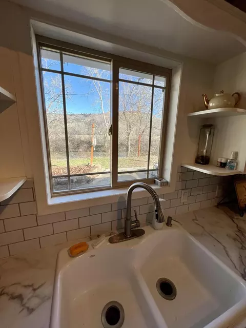 Kitchen - 915 E Main St, John Day, OR 97845 photo 3 of 3